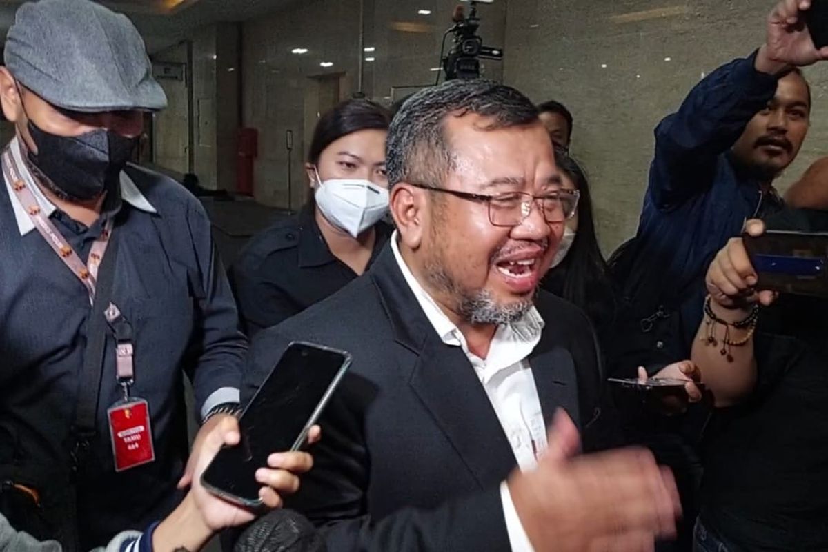 Mantan Presiden Aksi Cepat Tanggap (ACT) Ahyudin di Bareskrim Polri, Jakarta, Jumat (8/7/2022).
