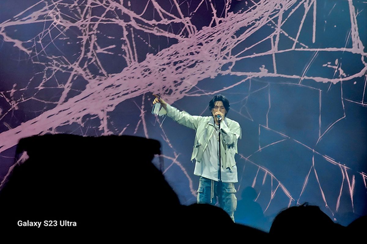 Hasil foto konser Suga dengan smartphone Samsung Galaxy S23 Ultra 5G 