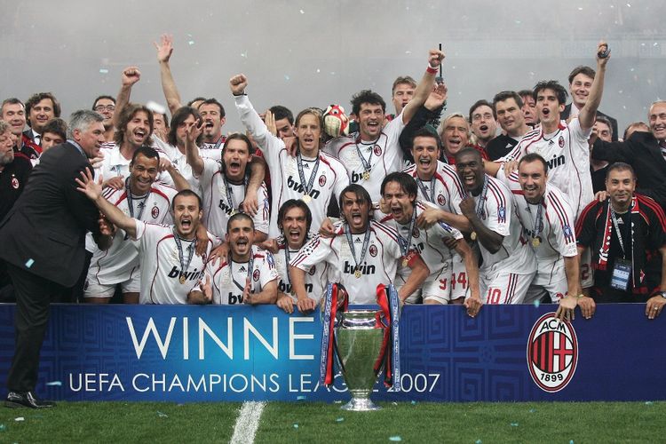 AC Milan juara Liga Champions 2006-2007 setelah mengalahkan Liverpool di final. 