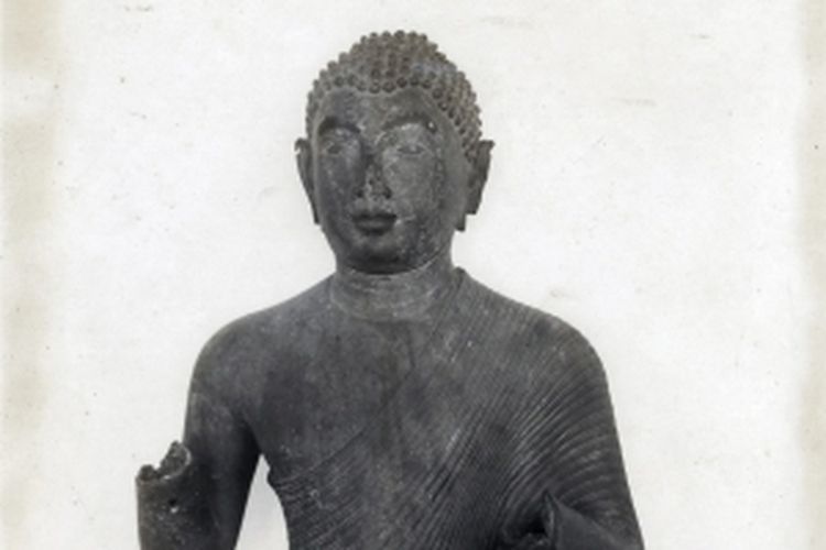 Arca Buddha Dipangkara atau Arca Buddha Sempaga