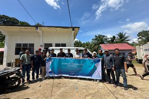 “Kami Awalnya Kelaparan”: Warga Menangis Saat Bantuan Rp 300 Juta Tiba di Agam