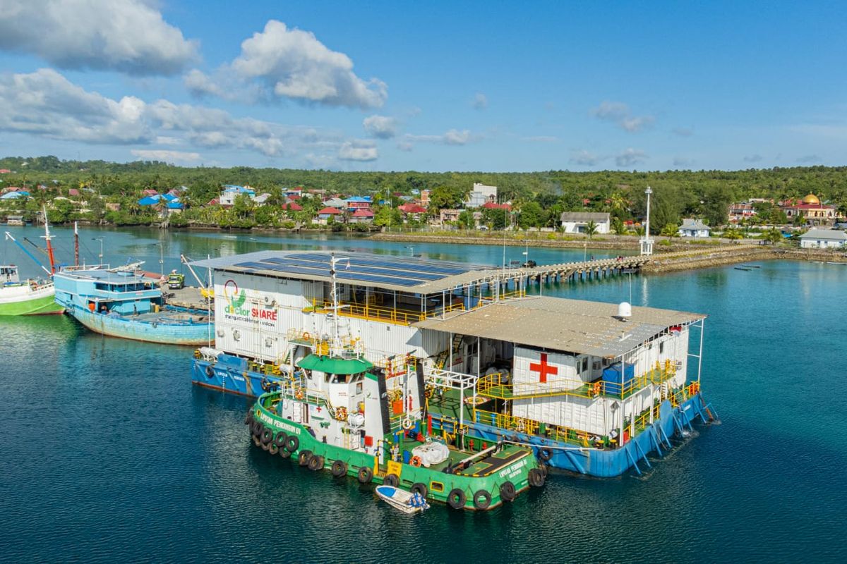 PT Pertamina International Shipping (PIS) menandatangani komitmen dukungan kepada Yayasan Dokter Peduli (doctorSHARE) untuk memberikan bantuan pelayanan medis rumah sakit apung (RSA) di Papua Barat.
