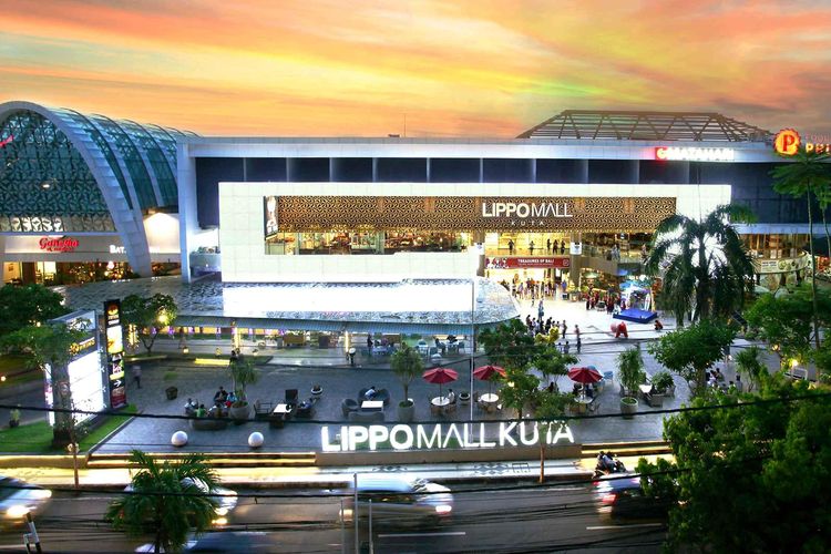 Salah satu portofolio mal milik PT. Lippo Karawaci Tbk. Lippo Mall Kuta