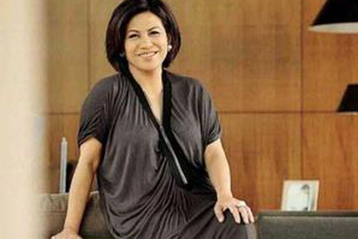 Meme menerapkan aturan buat dirinya sendiri: emosi hanya boleh muncul dalam kantor sendiri. 