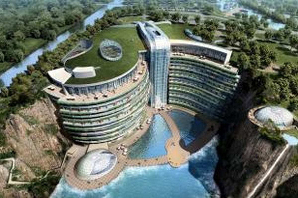 Songjiang Hotel memiliki 400 kamar dengan restoran bawah air, klab, perbelanjaan, aquarium berkedalaman 10 meter, dan berbagai macam fasilitas olahraga antara lain panjat tebing dan bungee jumping.