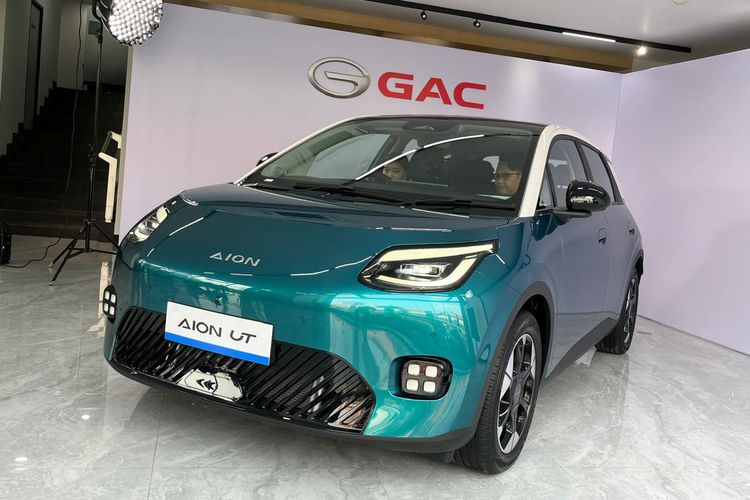 Wujud mobil listrik Aion UT yang mau meluncur di GIIAS 2025