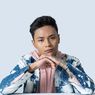 Makna Mendalam dari Sampul Album Perdana Mahen