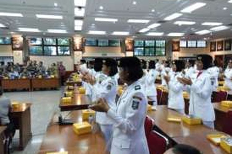 Sebanyak 68 anggota Pasukan Pengibar Bendera Pusaka (Paskibraka) yang bertugas pada perayaan Hari Ulang Tahun ke 71 RI di Istana Negara, Jakarta, Rabu (17/8/2016) lalu, menyambangi Markas Besar Kepolisian RI, Jakarta Selatan, pada hari ini, Jumat (19/8/2016).