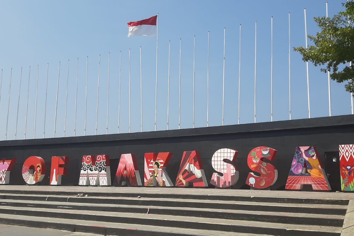 Salah satu landmark di kawasan Pantai Losari, Kota Makassar, Provinsi Sulawesi Selatan.