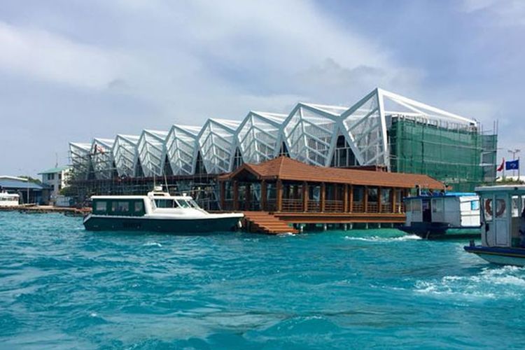 Bandara Inernasional Velana di Maladewa.