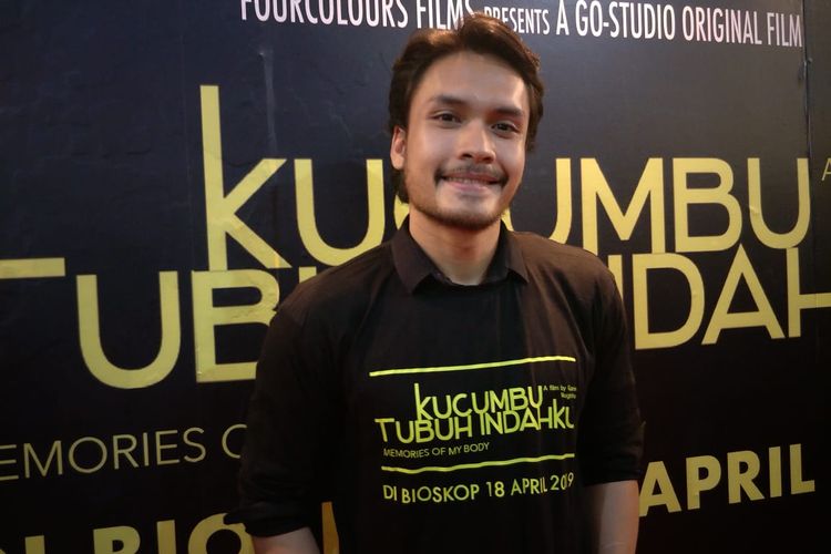 Randy Pangalila Dalam jumpa pers dan screening film Kucumbu Tubuh Indahku di XXI Plaza Indonesia, Thamrin, Jakarta Pusat, Senin (15/4/2019).