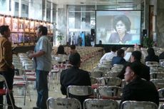 Sorak-sorai dan Tangis Haru Iringi Pembacaan Sumpah oleh Jokowi