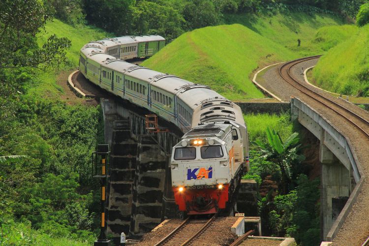 Jadwal KA Sawunggalih Terbaru 2025, Rute dan Harga Tiket
