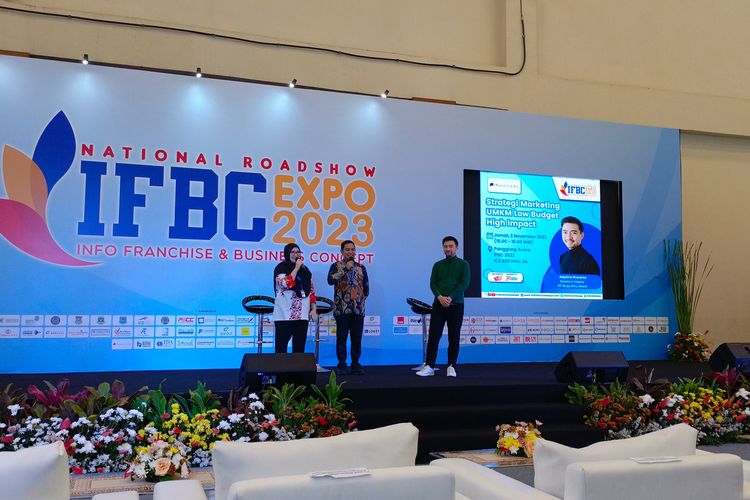 Baju Ijo, Adythia Pratama, Direktur Utama PT Braja Biru Abadi pada Pameran IFBC 2023 di ICE BSD pada Jum'at (3/11/2023)