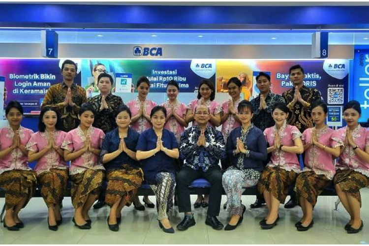 Lestarikan Wastra Nusantara, BCA Inisiasi Gerakan 