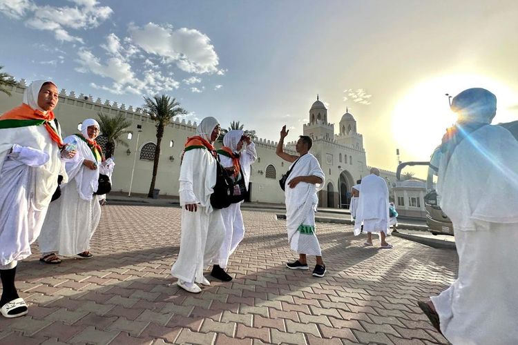 Suhu Madinah Capai 45 Derajat, Ini Langkah Kesehatan untuk Jemaah Haji 