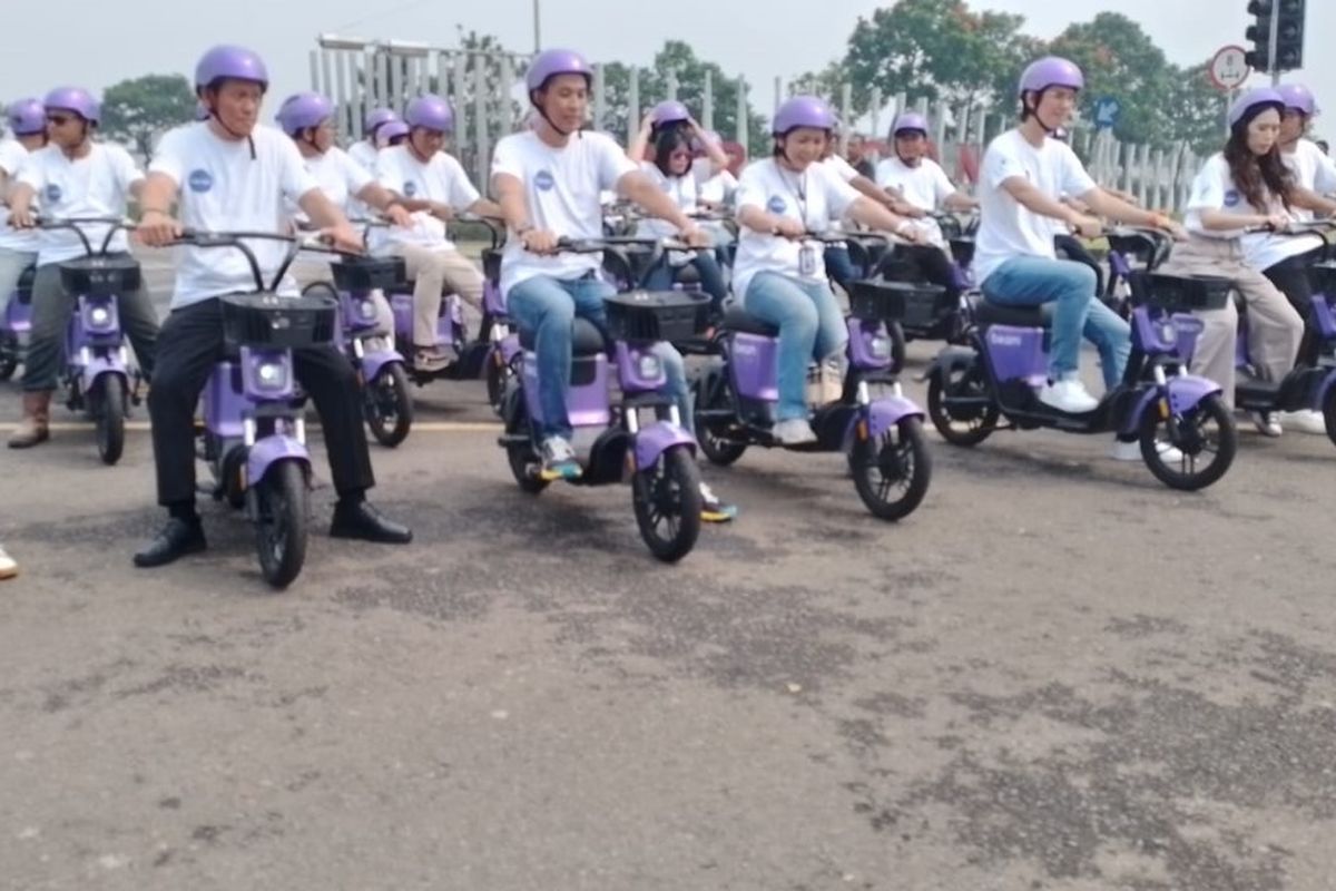 Ride-sharing sepeda listrik.