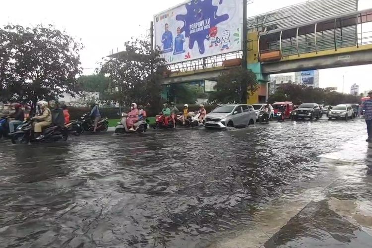 Jalan Margonda Depok Sempat Banjir Imbas Hujan Deras, Kini Telah Surut