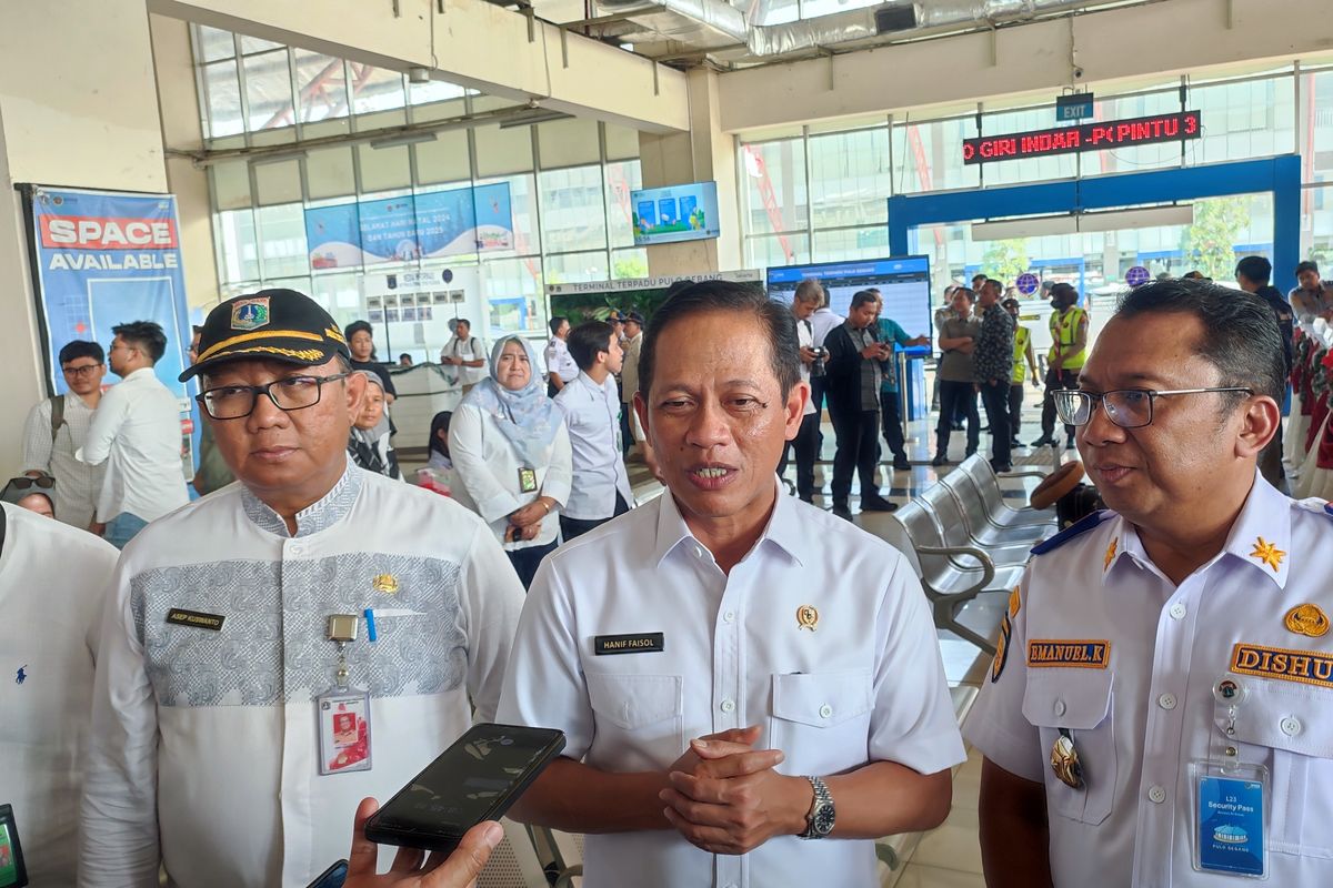 Menteri LHK Evaluasi Penggunaan Air Tanah di Jakarta untuk Cegah Banjir Rob