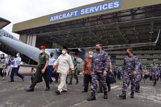 Prabowo Serahkan Pesawat CN-235 dan 2 Helikopter Anti-kapal Selam Buatan PT DI ke TNI AL