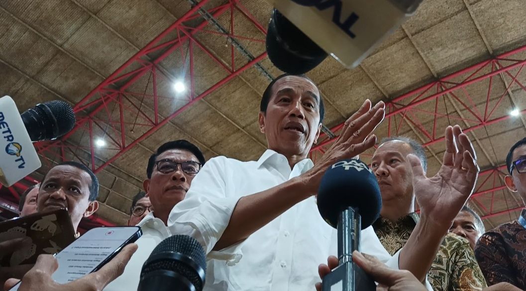 Kelakar Jokowi soal Kemungkinan Pindah Parpol Usai Tak Dianggap PDI-P