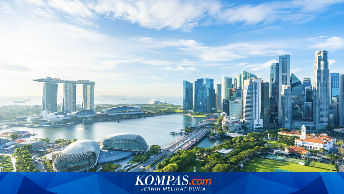 Uang Singapura Ngocor ke Jakarta, Rakyat Kita Cuma Kebagian Kaus Lusuh!