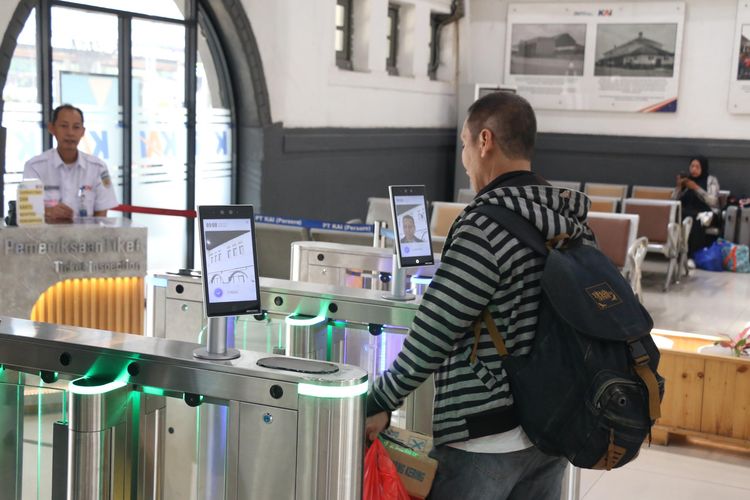 KAI hadirkan sistem face recognition untuk mempermudah proses boarding penumpang.