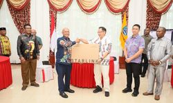 Mendagri Pastikan Data Kependudukan Jadi Basis Akurasi Penyaluran Bansos di Biak Numfor