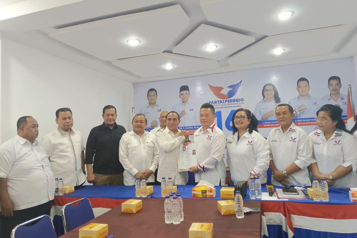 Mantan Gubernur Sumut Edy Rahmayadi saat daftar Pilkada Sumut ke DPW Perindo, Rabu (8/5/2024)