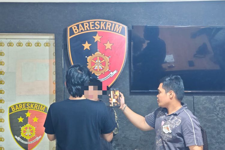 Viral Pemuda di Samarinda Todongkan Pistol Saat Jemput Pacar, Polisi Pastikan Hanya Mainan