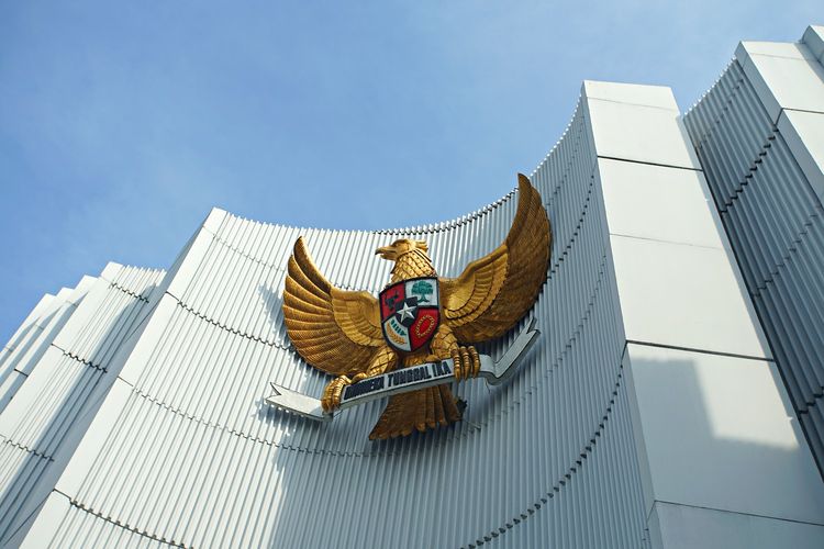 Monumen Perjuangan di Kota Bandung, Jawa Barat, dengan Burung Garuda Pancasila. Gambar diambil pada Januari 2019.
