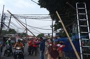 Wali Kota Tangsel Ancam Potong Kabel Menjuntai yang Mengganggu Jalan