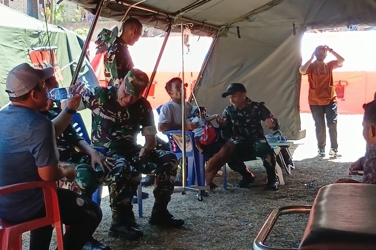 Posko Pengungsian Reok Kebanjiran Pasien Diare dan ISPA Usai Gempa NTT M 7,7