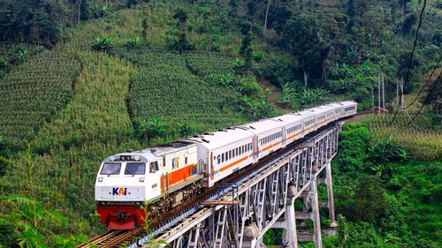 KAI Beri Diskon Tiket Kereta Api 10 Persen Saat Libur Pilkada 2024