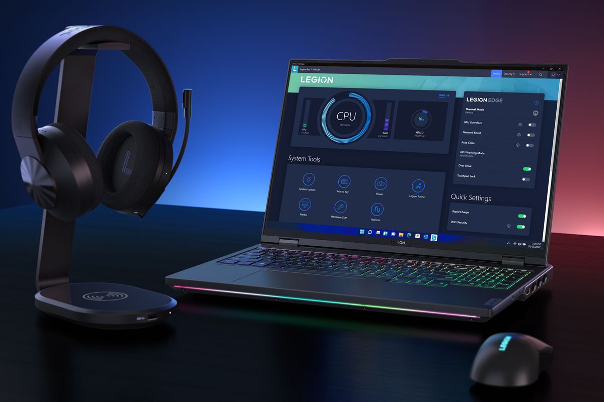 Lenovo Legion Pro 7 dan 7i resmi diperkenalkan dalam sebuah pameran Consumer Electronics Show (CES) 2023 di Amerika Serikat. Kedua laptop dibekali chipset AI khusus yang diklaim pertama kali hadir di industri game