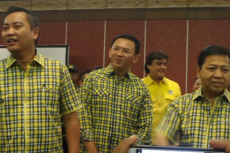 Basuki Tjahaja Purnama dan Ketua Umum partai Golkar, Setya Novanto di JIEXPO Kemayoran, Jakarta, Minggu (2/4/2017).