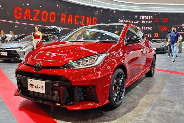 Salah satu varian warna New GR Yaris yang diluncurkan di GIIAS 2024. 