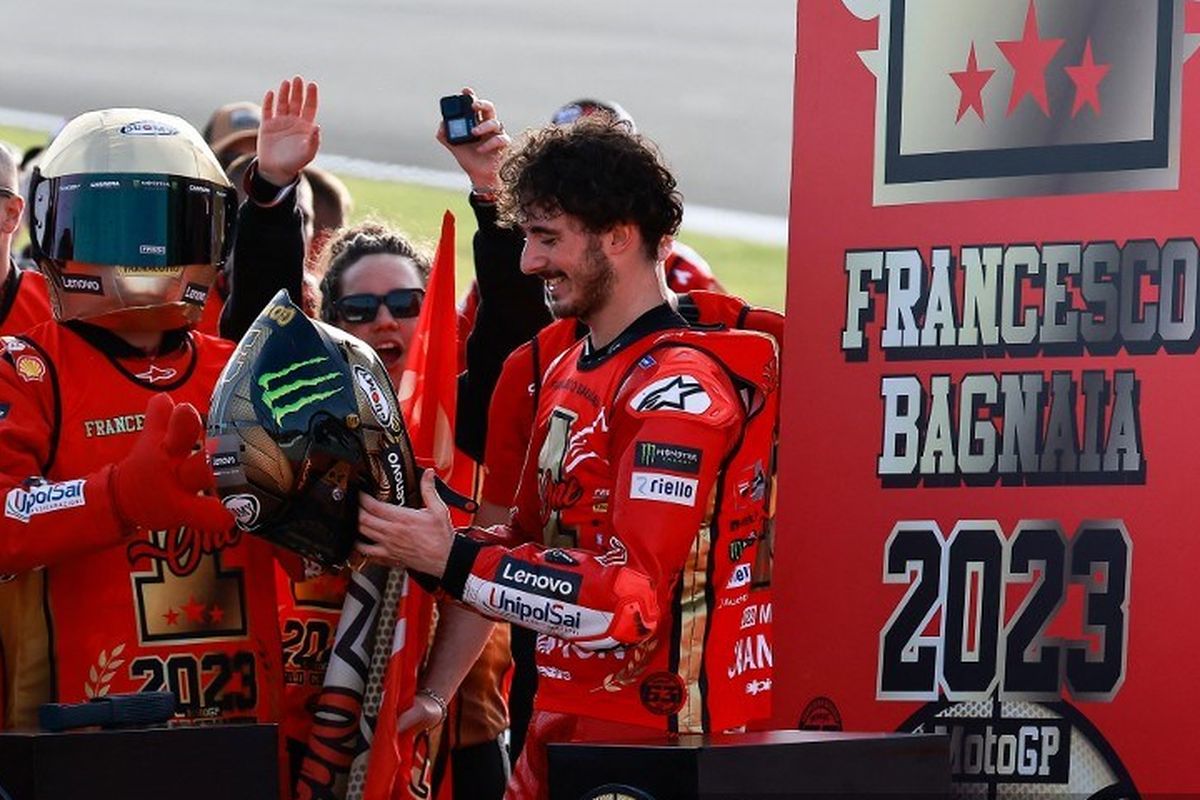Juara Dunia MotoGP Beruntun, Bagnaia Ikuti Jejak Valentino Rossi Sang ...
