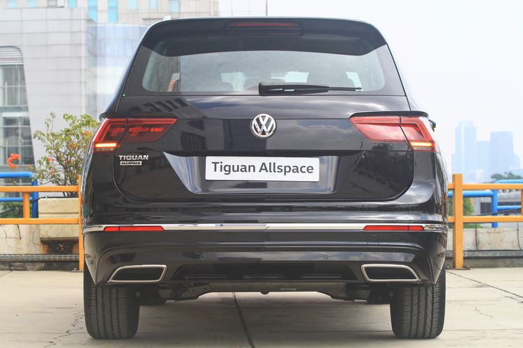 VW Tiguan Allspace The Sport Edition