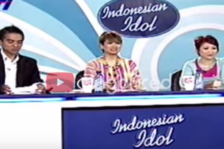 Juri Indonesian Idol musim ketiga terdiri dari musisi Indra Lesmana, penyanyi Titi DJ, dan presenter Indy Barends.
