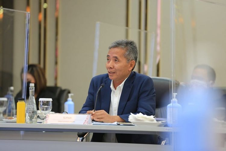 Direktur Bisnis Mikro BRI Supari saat memaparkan laporan riset Indeks Bisnis UMKM Q2 2023 dan Ekspektasi Q3 2023.