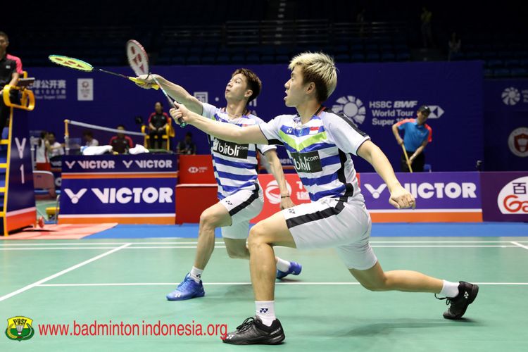 Aksi Kevin Sanjaya Sukamuljo/Marcus Fernaldi Gideon saat tampil pada perempat final China Open 2018, 21 September 2018.