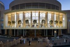 Iran Ancam Serang Kantor Google, Microsoft, hingga Apple