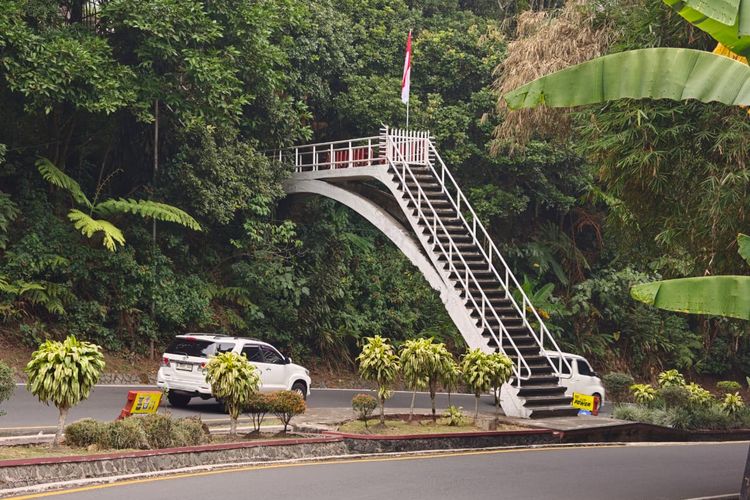 Cerita di Balik Jembatan Riung Gunung Puncak Bogor, Akses ke Vila Soekarno?
