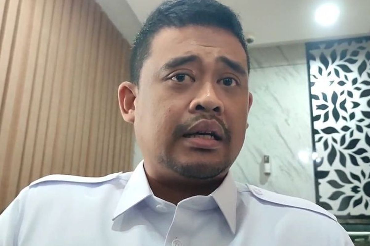 Gubernur Sumatera Utara, Bobby Nasution saat diwawancarai di kantornya, Rabu (7/5/2025)