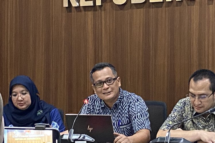juru bicara Kemenkes RI Mohammad Syahril dalam konferensi pers di Kantor Kemenkes, Jakarta Selatan, Rabu (15/5/2024).