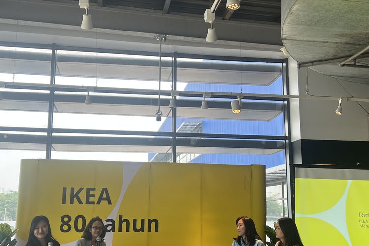 IKEA baru saja merayakan Hari Ulang Tahun (HUT) yang ke-80 tahun sejak didirikan pada 28 Juli 1943 oleh Ingvar Kamprad di Smaland, Swedia