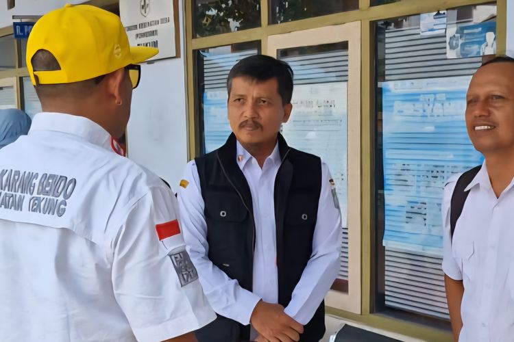 Kepala DPMD Lumajang Bayu Ruswantoro