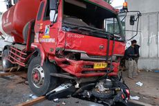 Kecelakaan Maut di Cibubur, Korban Masuk ke Dalam Kolong Truk BBM
