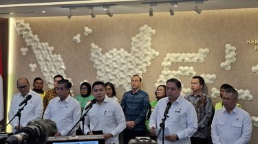 Seskab Teddy Tegaskan Ada Sanksi Jika Perusahaan Swasta Tak Bayar THR Penuh dan Tepat Waktu